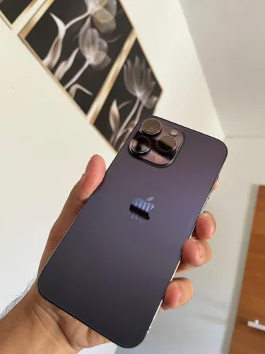 iPhone 14 Pro Max ( Troco por 17 Pro Max )