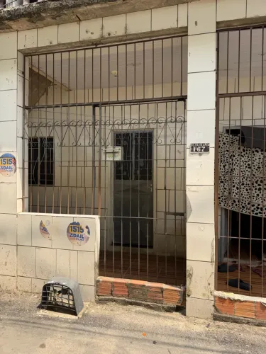 Alugo Apartamento( kitinete)