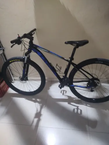 Bicicleta Oggi Bigwheel 7.0