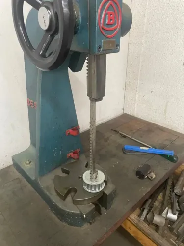 Brochadeira/Chaveteira
