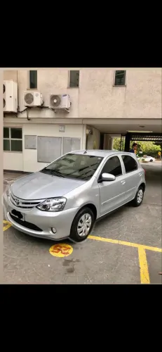 Toyota Etios X 1.3 Flex 16V 5P Mec. 2017