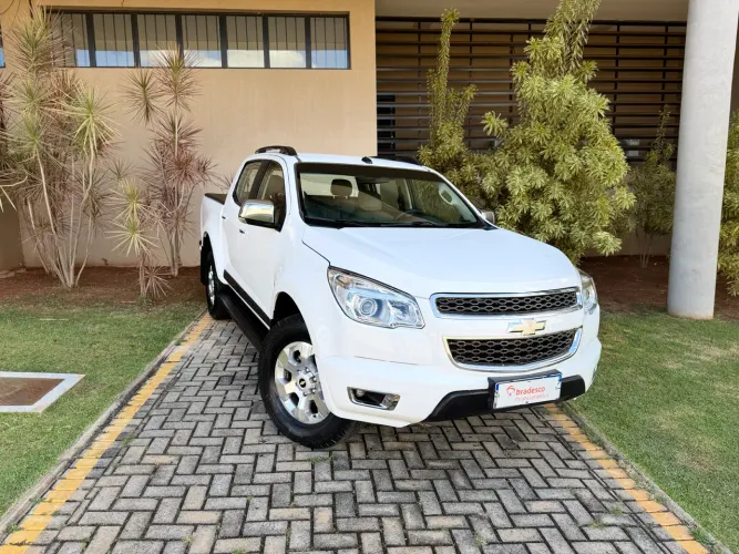 Chevrolet S10 Pick-up LTZ 2.4 F.power 4X2 CD 2013