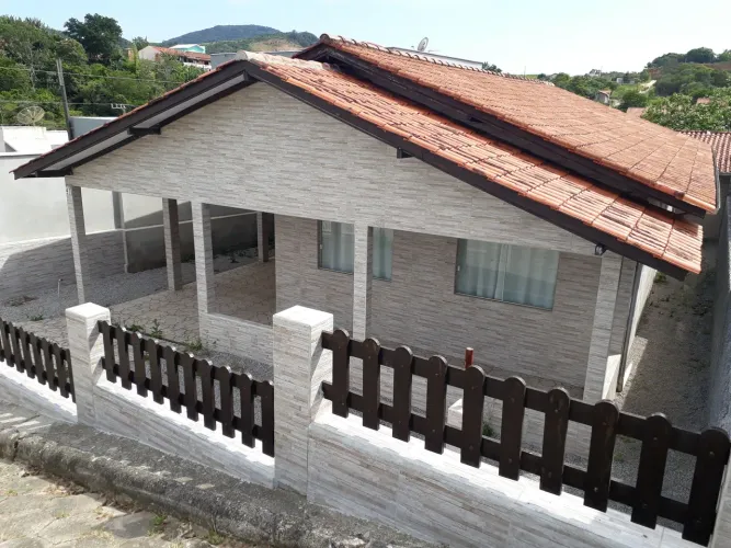 VENDO CASA EM IMARUÍ DE LAGUNA