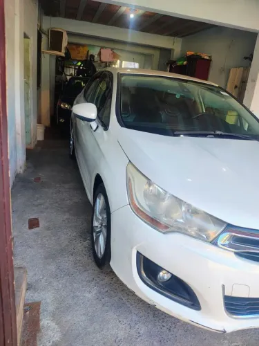Citroen C4 Lounge Tendance 2.0 Flex 4P Aut. 2014