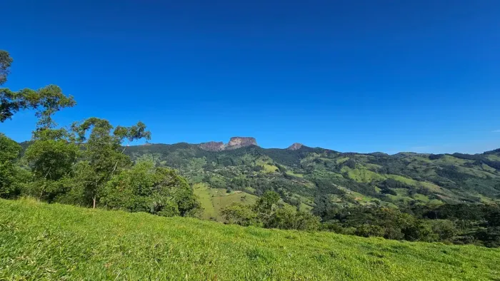 Terreno rural 2,7 ha no bairro Paiol Grande em São Bento do Sapucaí - SP