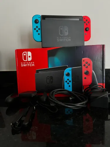 Nintendo Switch (usado apenas 2 vezes)