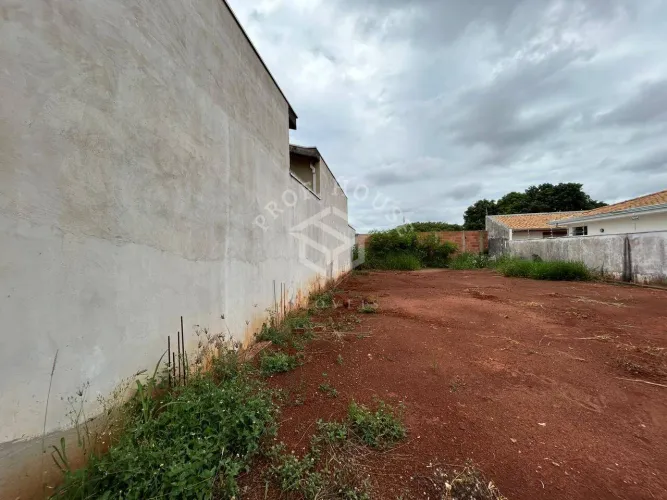 Terreno à venda na Vila Residencial Treviso em Limeira-SP