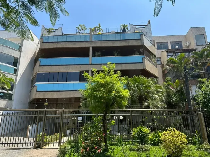 Apartamento para venda tem 118 metros quadrados com 3 quartos