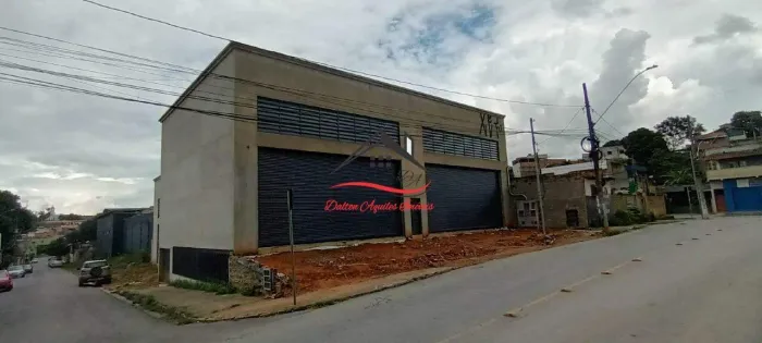 Galpão para Locação com Subsolo - 290m² - Tropical (Justinópolis), Ribeirão das Neves/MG.