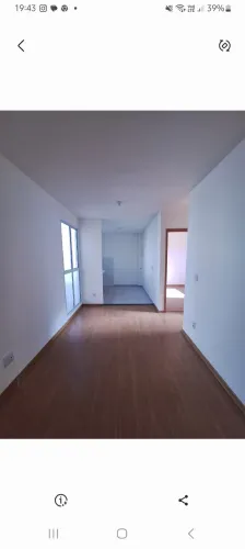 Apto 2 quartos, sala , cozinha e banheiro. Garagem 1 Vaga