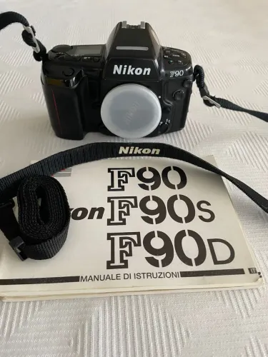 Câmera fotográfica Nikon f 90 preta 