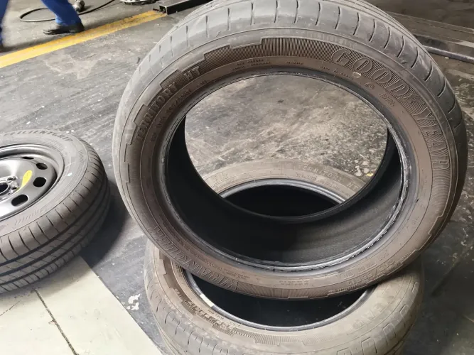 Pneus Goodyear 205/55/R17