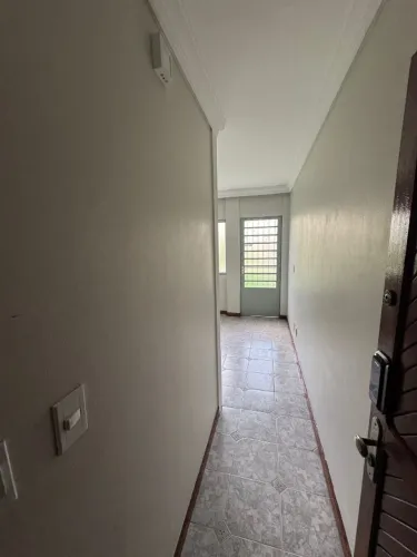 Alugo apto no condomínio Jussara