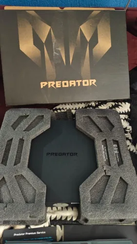 Acer Predator Helios 16 Notebook Gamer i9-13900HX RTX 4080 12 GB 64 GB RAM SSD 2 TB 240Hz