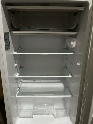 Frigobar Eletrolux 96l
