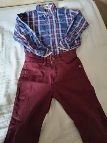 Calça  e camisa 