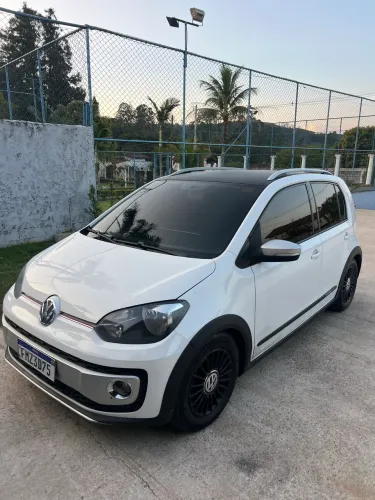 Volkswagen Up! Cross 1.0 TSI Total Flex 12V 5P 2017
