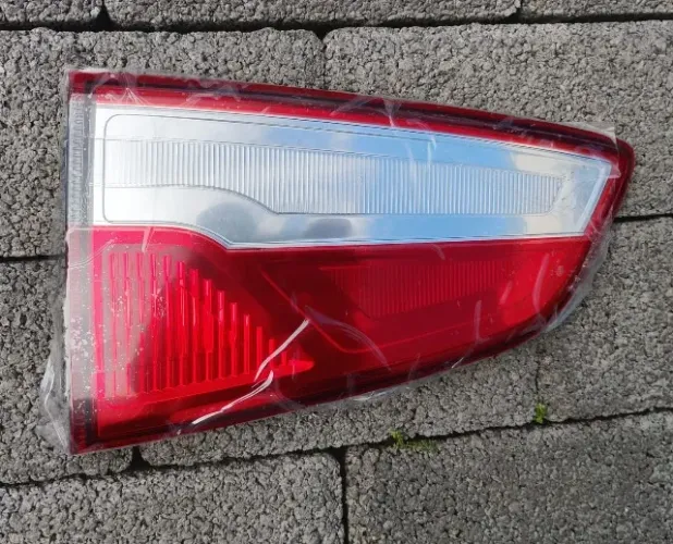 LANTERNA DA TAMPA TRASEIRA FORD NEW ECOSPORT 2013 A 2021 LADO ESQUERDO MOTORISTA ORIGINAL