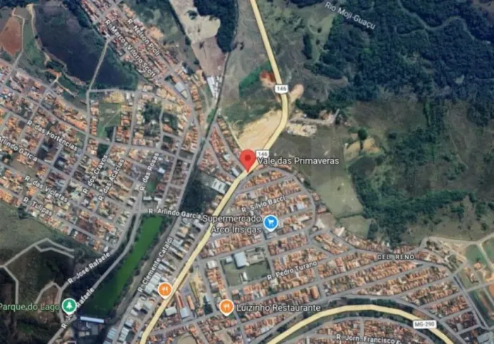JACUTINGA/MG  Casa e lote de terreno área de 250,00m² no Vale das Primaveras I