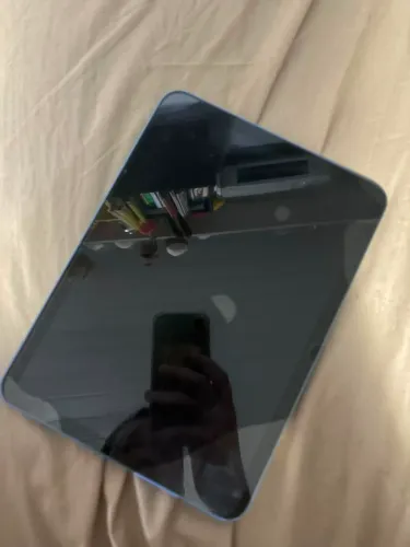 Ipad A16- 128GB