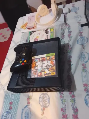 Vendo vídeo game totalmente conservado