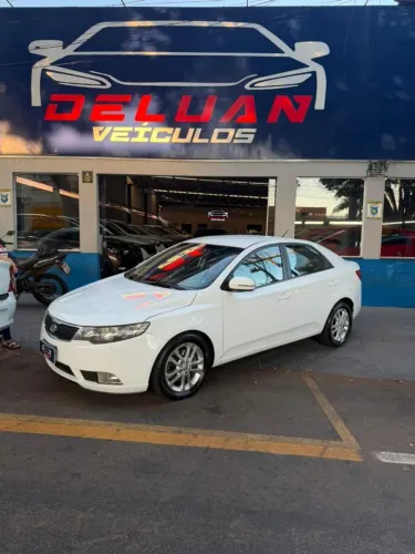 Kia Motors Cerato 1.6 16V Aut. 2012