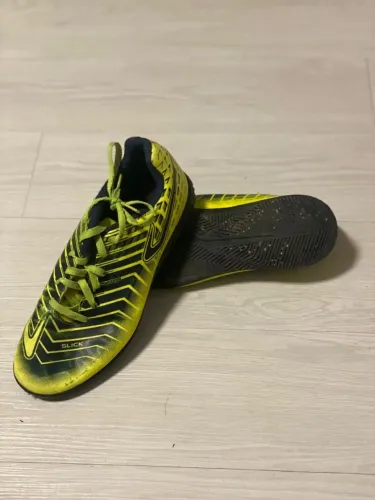 Chuteira Penalty Futsal Society Slick Amarela e Preta TAM:41