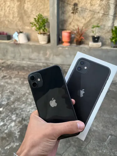 IPhone 11 todo original!! 64Gb