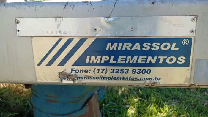 Carroceria pra tratores etc
