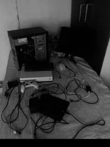 TROCO PC EM MOTORIZADA