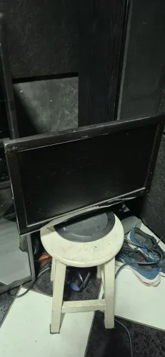 Monitor positivo 19