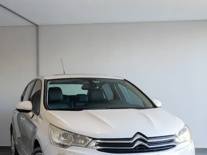 Citroen C4 Lounge 100 Anos 1.6 16V TB Flex Aut. 2014
