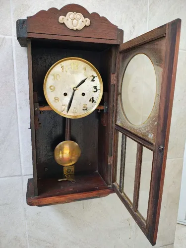 Relógio de parede vintage Masson.