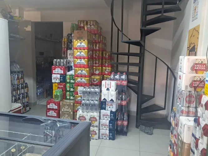 Distribuidora, adega conveniência.