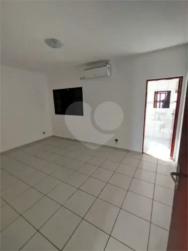 Sobrado com 3 quartos à venda em Residencial mombaça i - SP