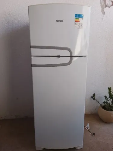 Vendo geladeira consul 340 Litros Frost Free