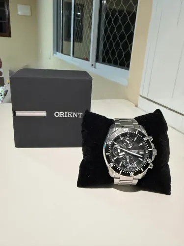 Relógio Orient Masculino Prata com Mostrador Preto