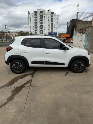 Renault Kwid Intense 1.0 Flex 12V 5P Mec. 2024
