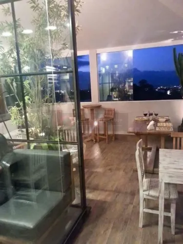 Open House vende- Excelente cobertura comercial no Ioffices Niterói.
