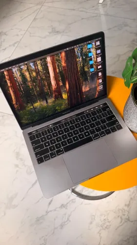 Computador MacBook 13
