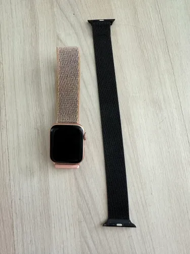 Apple Watch 4 - 40 mm Rosê 