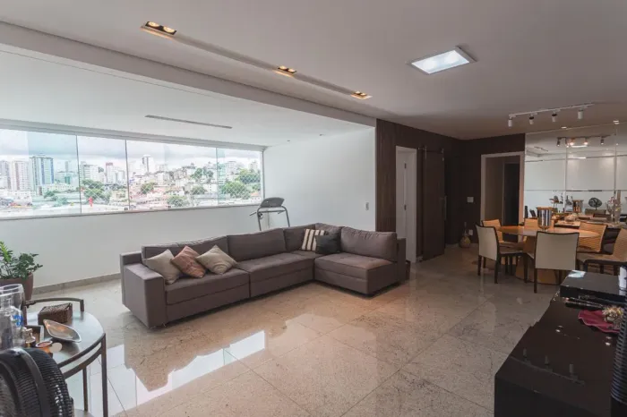Apartamento à Venda - União, 4 Quartos, 149 m2