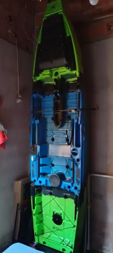 Vendo caiaque Iron 1187 personalizado semi novo em ótimo estado