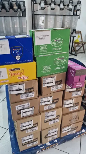 Petiscos em caixa FECHADA 