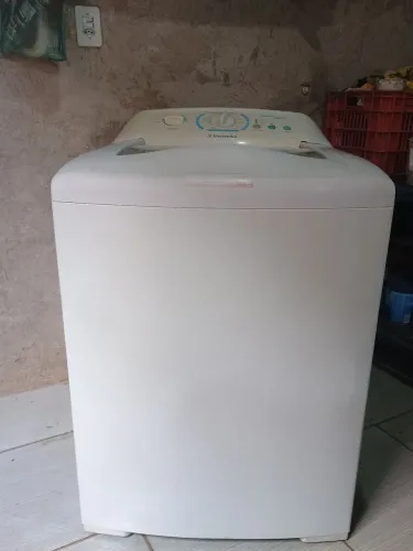 VENDE MÁQUINA DE LAVAR ELETROLUX 12KG
