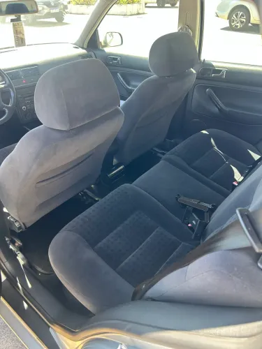 Volkswagen Golf 2.0/ 2.0 MI Flex Aut/tiptronic. 2002
