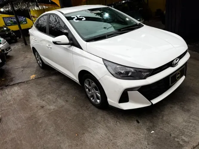 Hyundai HB20S Comfort Plus 1.0 Flex 12V Mec. 2025