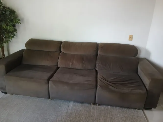 Sofá retratil usado