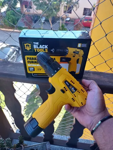 Parafusadeira/furadeira BLACK TOOLS 12V