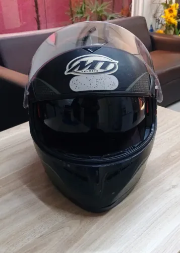 Capacete MT